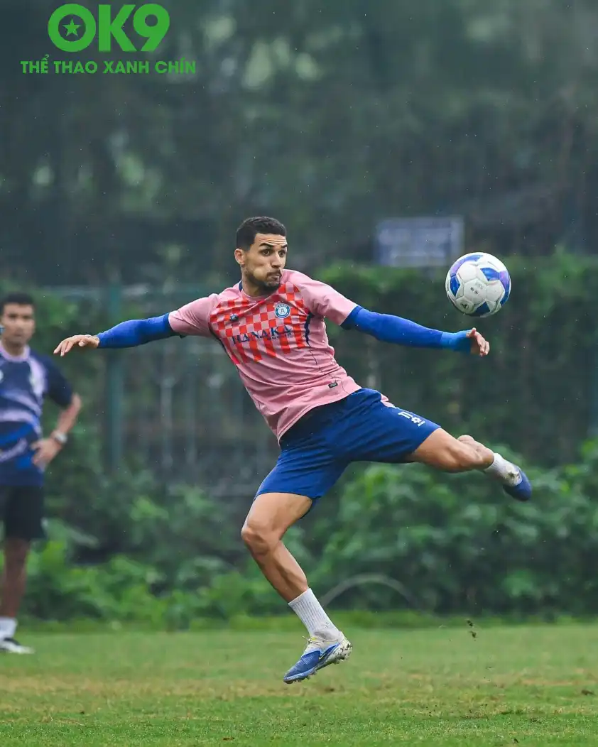 Hoàng Hên hào hứng trước ngày trở về sân Thiên Trường (Ảnh: HNFC)